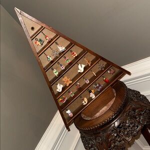 Hallmark Shadowbox Memory Tree  Wooden Holiday Ornament Display 1988